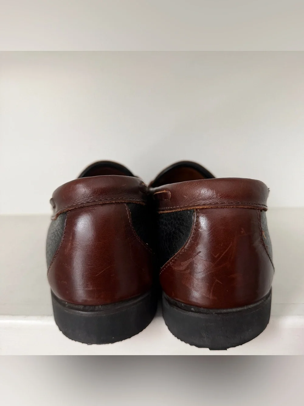 Allen Edmonds Nashua Tassel Loafer Leather Slip-On Round Toe Black/Brown 11.5